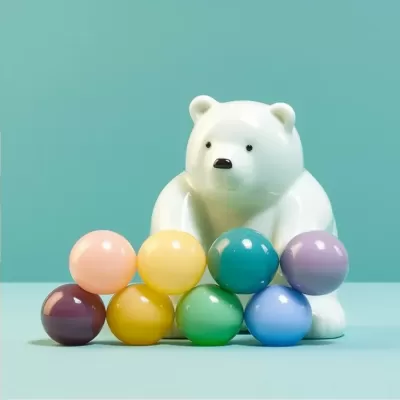 “童心蕩漾，嬰兒肥熊形臺球玩具，淺色豐富，半透明包裝，由馬丁·帕爾 湯姆·薩克斯 讓·朱利安 迪特·拉姆斯設計”
